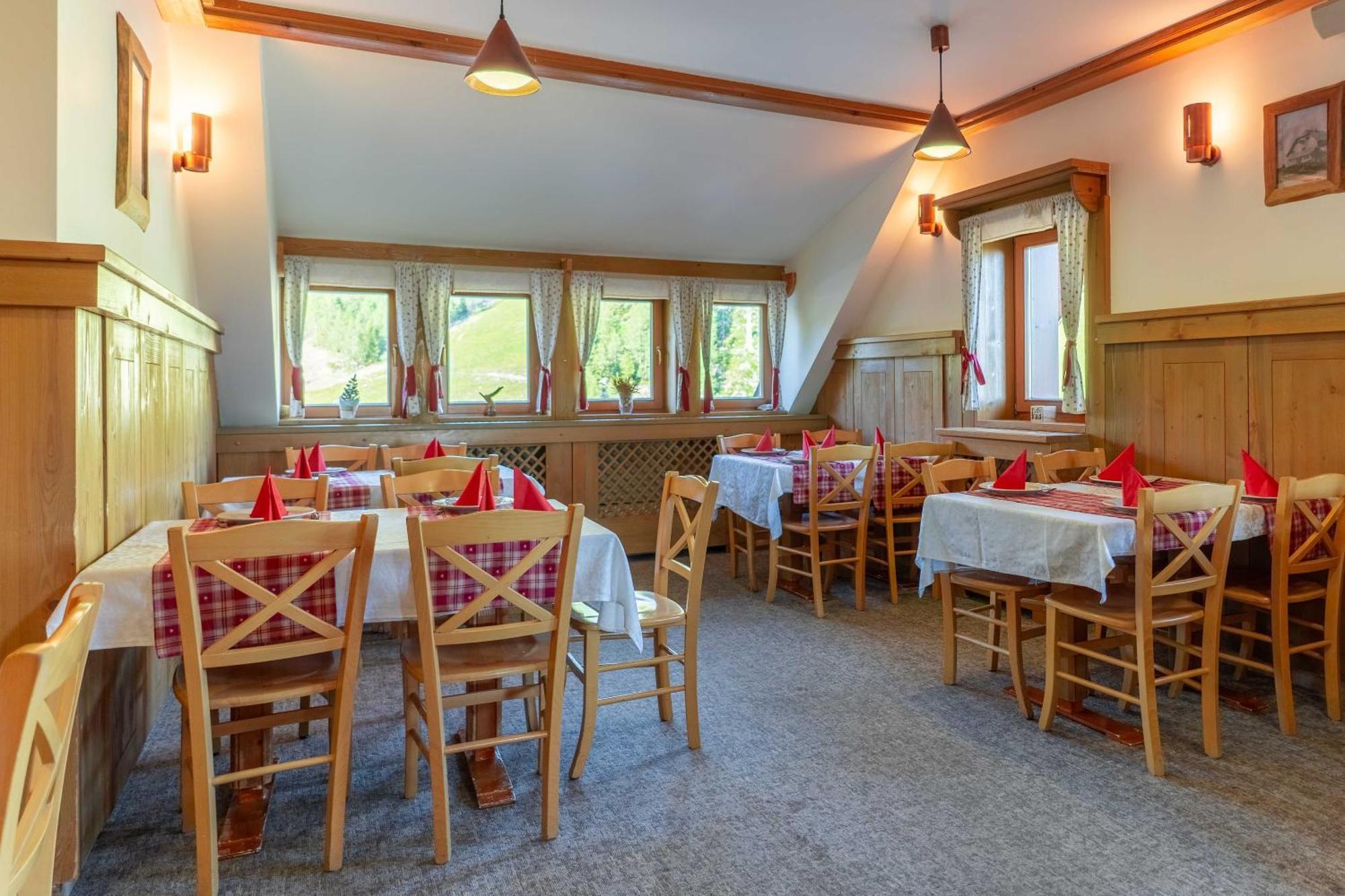Hotel Krvavec 3*